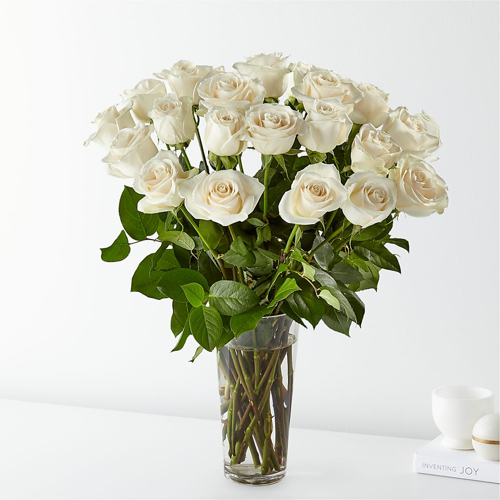 Long Stem White Rose Bouquet – The Warrenton Florist, Warrenton VA