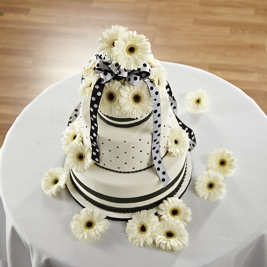 Simple Sophistication Cake Décor – The Warrenton Florist, Warrenton VA