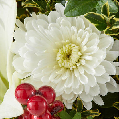 Festive Moments Tree –  The Warrenton Florist, Warrenton VA
