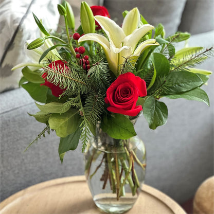 Sparkling Snowflakes Bouquet –  The Warrenton Florist, Warrenton VA